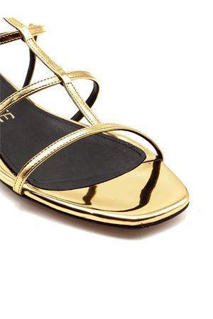 Gold metallic leather flat sandals JULIE DEE | ME600ORO